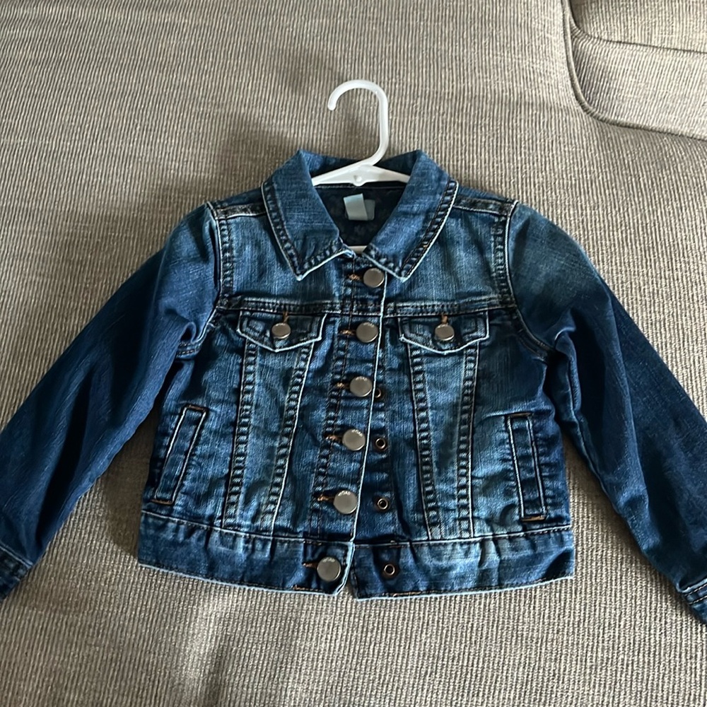 3T girls toddler Jean jacket-excellent condition